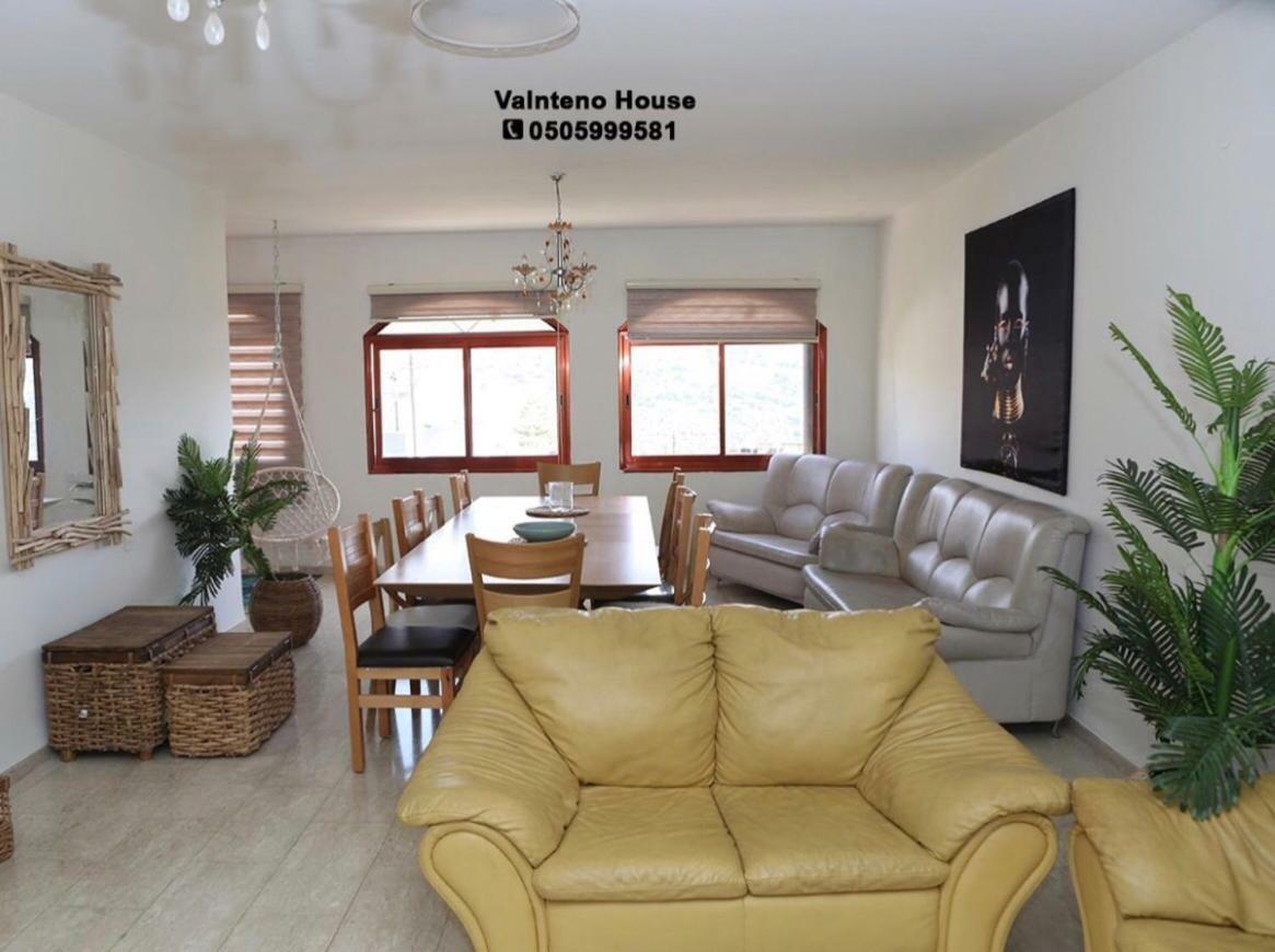 Valentine House Lägenhet Deir Hanna Exteriör bild